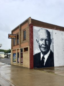 Mural of President Dwight D. Eisenhower on the side of a building in Abilene, Kansas
