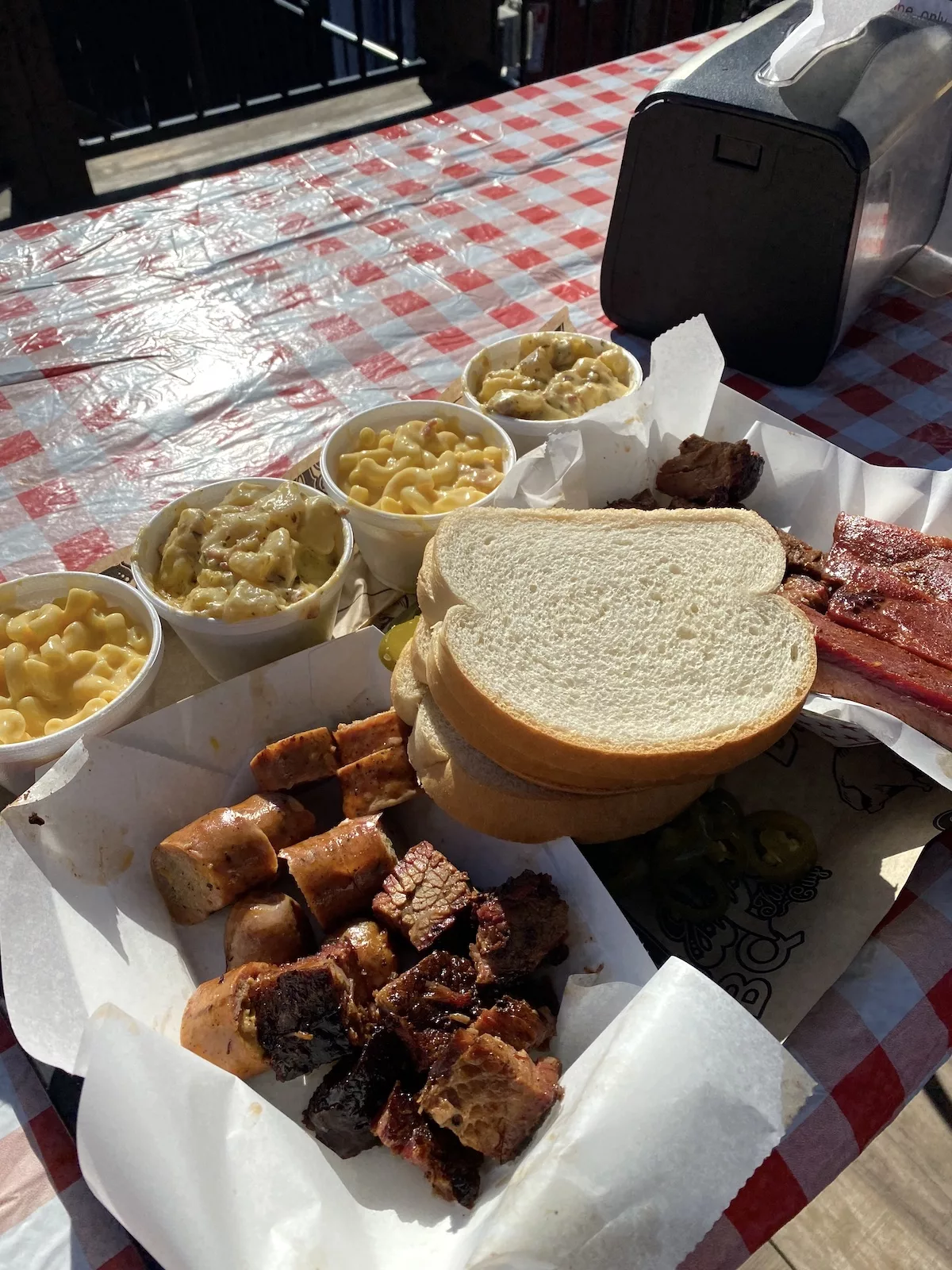 Tray of food from Slap's BBQ in Kansas City, Kansas