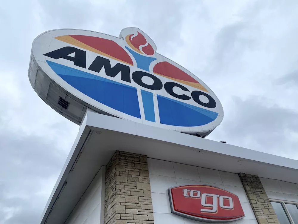 World's Largest AMOCO Sign in St. Louis, Missouri